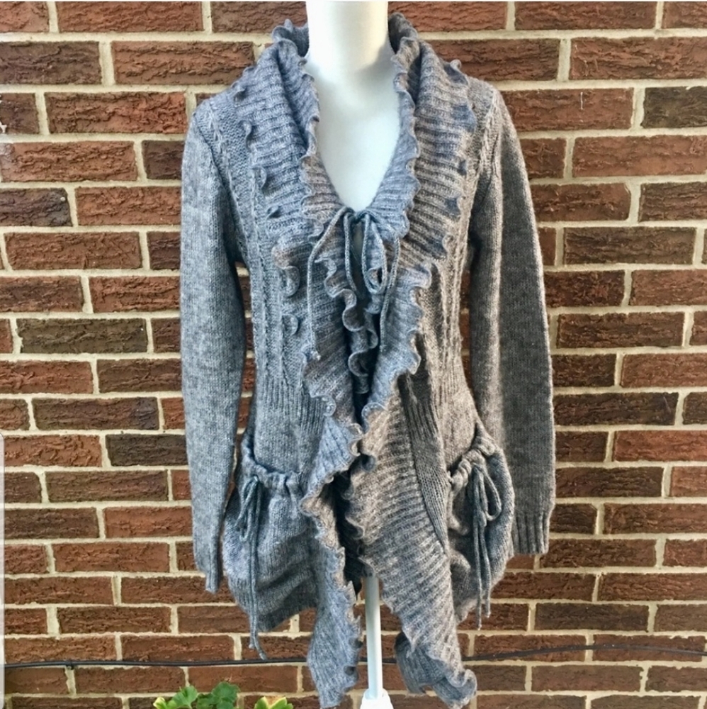 Sioni ruffled cardigan
